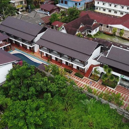 Confetti Garden Resort Vang Vieng Exterior photo