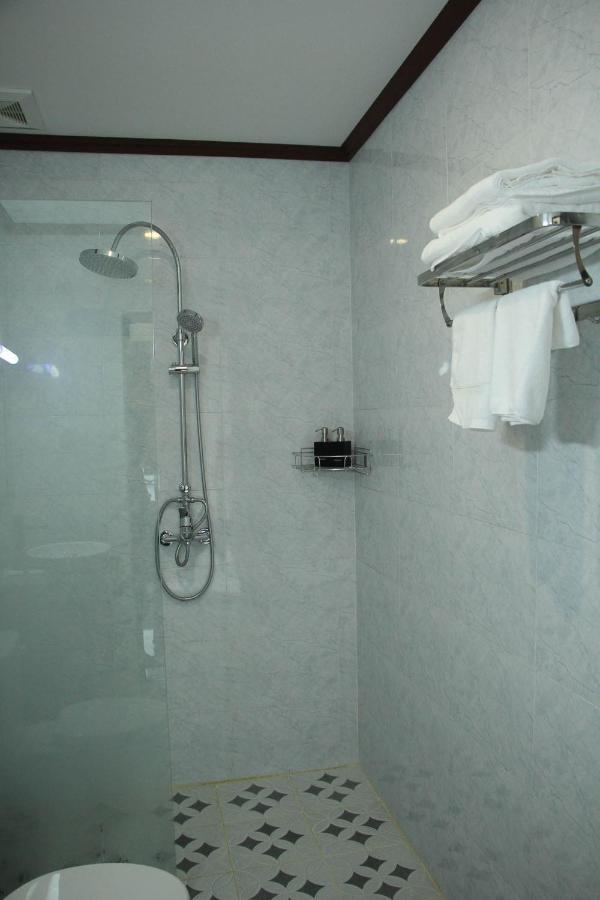 Confetti Garden Resort Vang Vieng Exterior photo